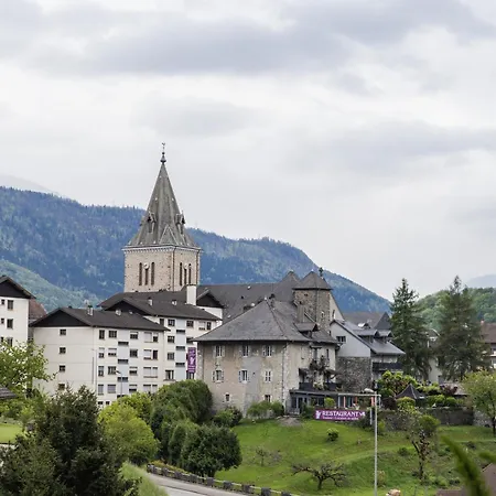 En Rez-de-chaussee Avec Vues Sur Les Montagnes * Ugine