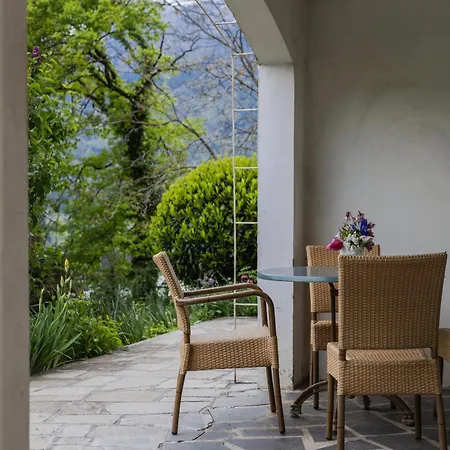 En Rez-de-chaussee Avec Vues Sur Les Montagnes Apartment